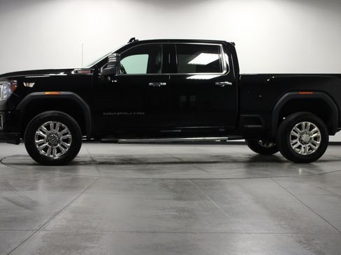 Used 2023 GMC Sierra 3500 Denali AWD/4WD image 7