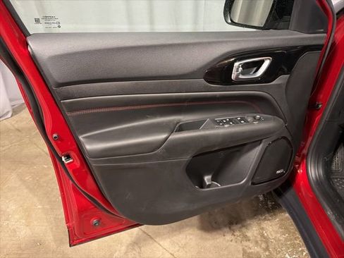 New 2026 Jeep Compass Trailhawk w/ Sun, Sound & Navigation Group image 6