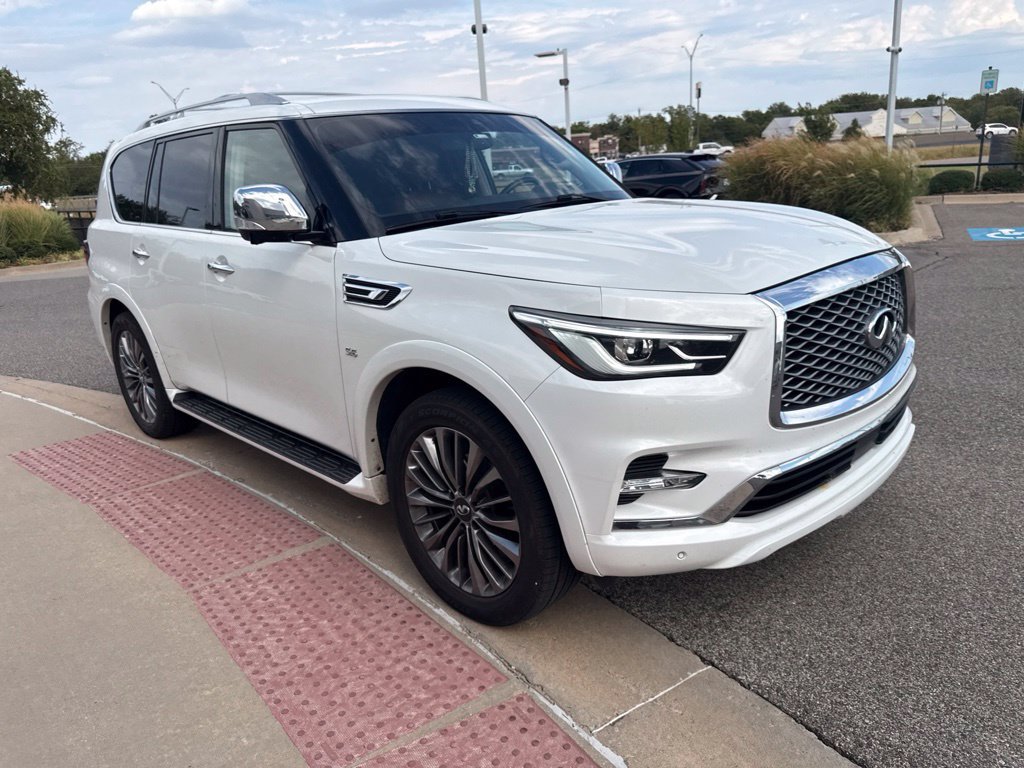 Used 2019 INFINITI QX80 Luxe w/ 22" Wheel Package AWD/4WD image 3