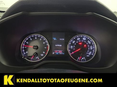 Used 2019 Toyota RAV4 XLE w/ Carpet Mat Package FWD image 16