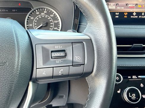 Used 2023 INFINITI QX60 Pure image 40