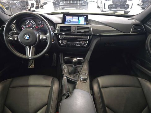 Used 2018 BMW M3 RWD image 18