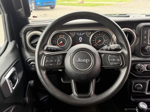 Used 2020 Jeep Wrangler Sport AWD/4WD image 37