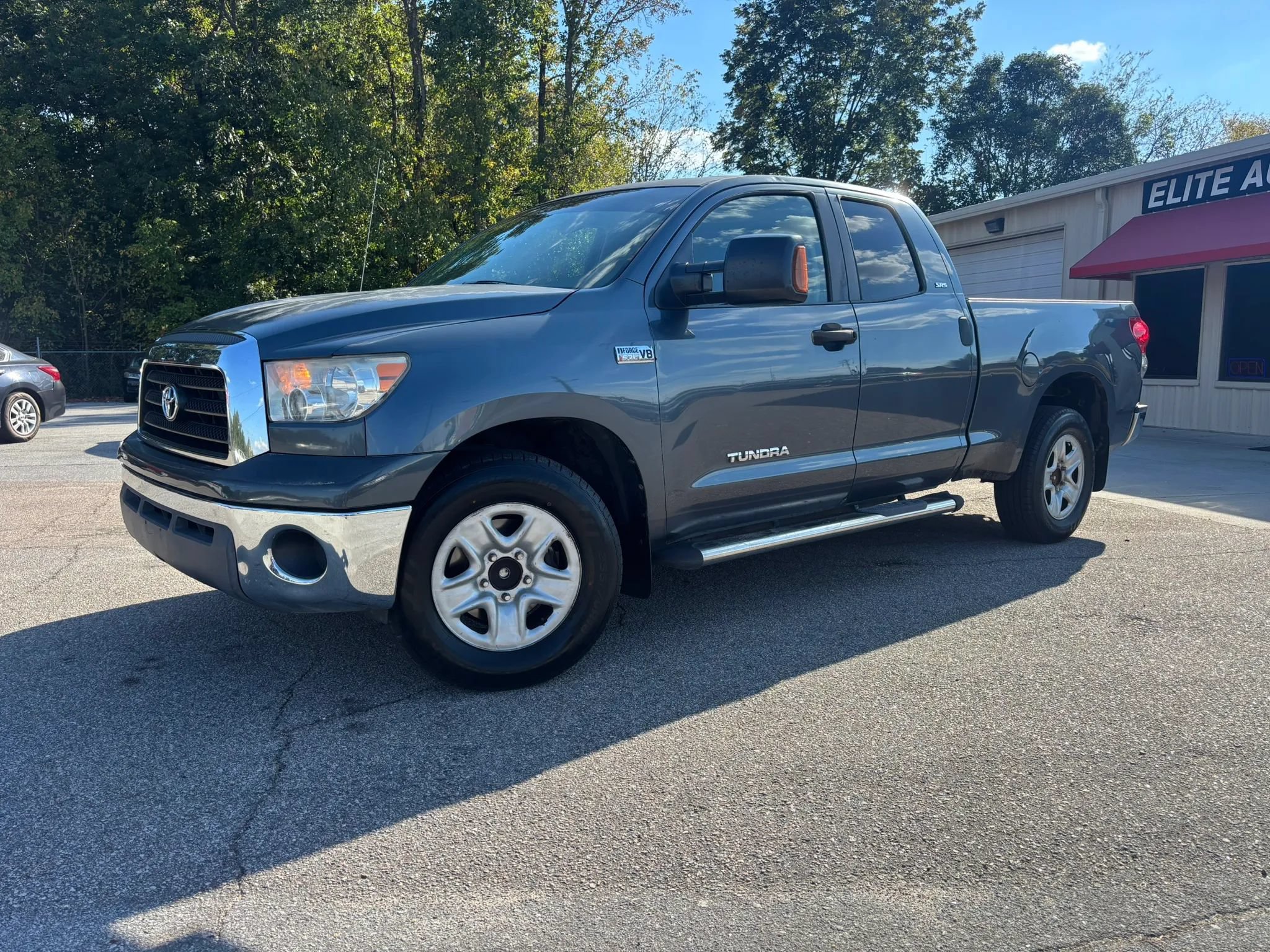 Used 2007 Toyota Tundra SR5 RWD image 2