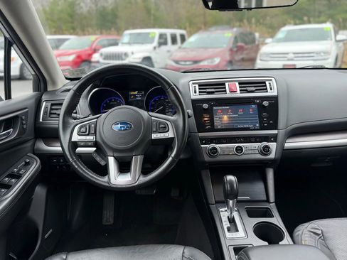 Used 2017 Subaru Legacy 2.5i Limited image 15