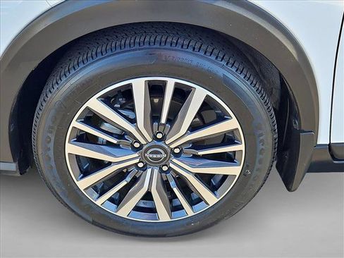 Certified 2023 Nissan Kicks SV image 29