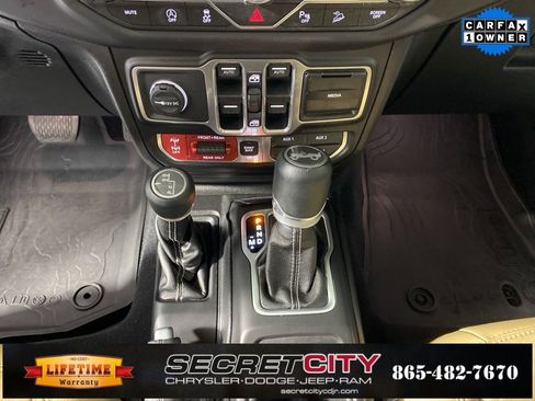 Used 2018 Jeep Wrangler Unlimited Rubicon image 23