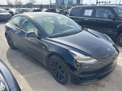 Used 2021 Tesla Model 3 Long Range image 2