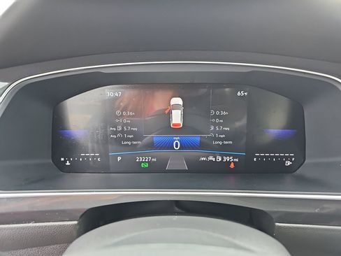 Used 2024 Volkswagen Tiguan S image 23