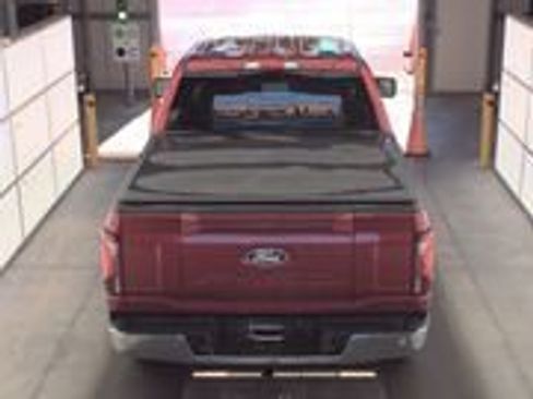 Used 2025 Ford F150 Lariat w/ Equipment Group 501A Mid AWD/4WD image 5