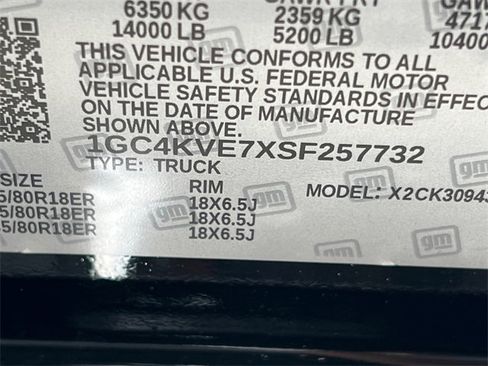 Used 2025 Chevrolet Silverado 3500 High Country w/ High Country Premium Package image 32