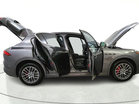 Used 2023 Maserati Grecale GT AWD/4WD image 15