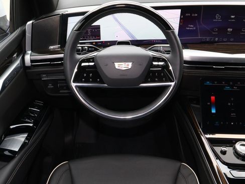 Used 2025 Cadillac Escalade ESV Premium Luxury w/ LPO, Floor Liner Package image 15