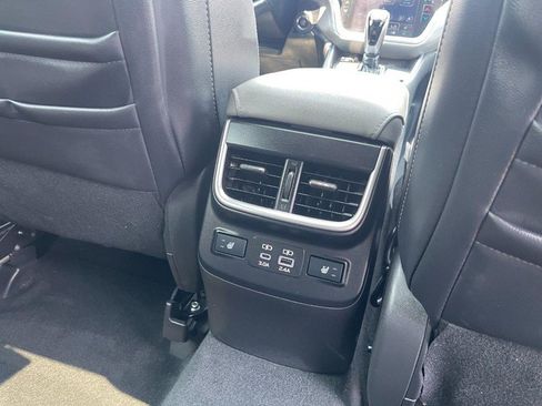Used 2023 Subaru Outback Limited XT AWD/4WD image 14