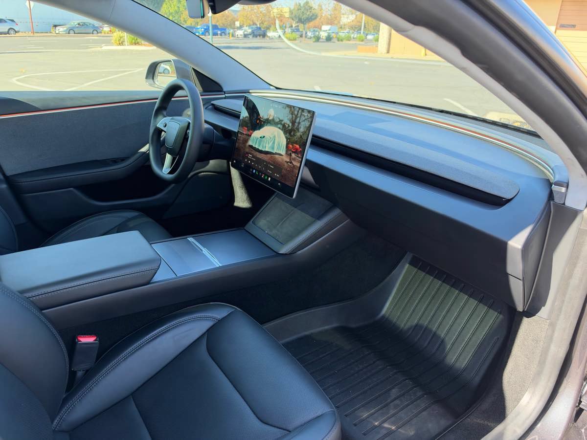 Used 2025 Tesla Model 3 Long Range RWD image 18