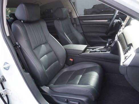 Used 2022 Honda Accord Sport Special Edition image 12