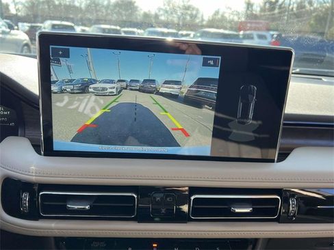 Certified 2022 Lincoln Nautilus Reserve image 22