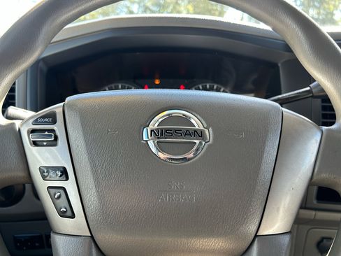 Used 2020 Nissan NV 2500 S image 16