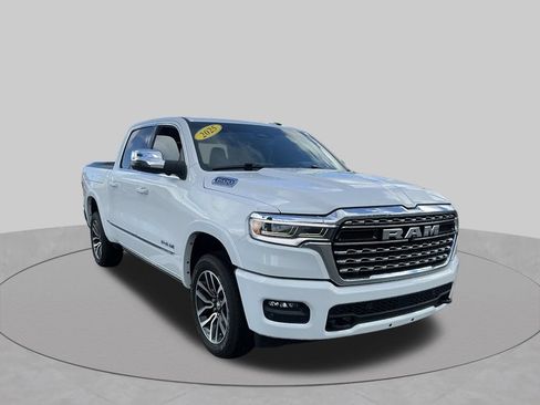 Used 2025 RAM 1500 Limited AWD/4WD image 44