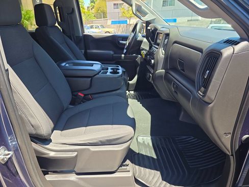 Used 2021 Chevrolet Silverado 1500 Custom AWD/4WD image 15