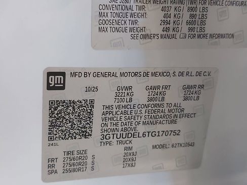 New 2026 GMC Sierra 1500 SLT w/ SLT Premium Plus Package image 38