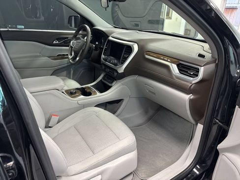 Used 2023 GMC Acadia SLE AWD/4WD image 12