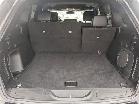 Used 2021 Jeep Grand Cherokee Laredo X RWD image 27