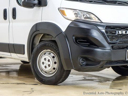 Used 2023 RAM ProMaster 2500 FWD image 3