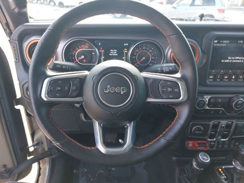 Used 2020 Jeep Gladiator Mojave image 16