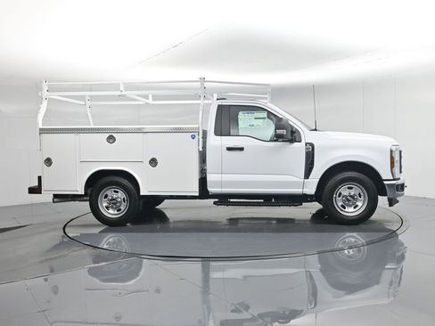 New 2026 Ford F350 XL w/ XL Chrome Package image 35