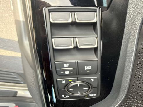 New 2026 Lexus LX 700h Luxury AWD/4WD image 16