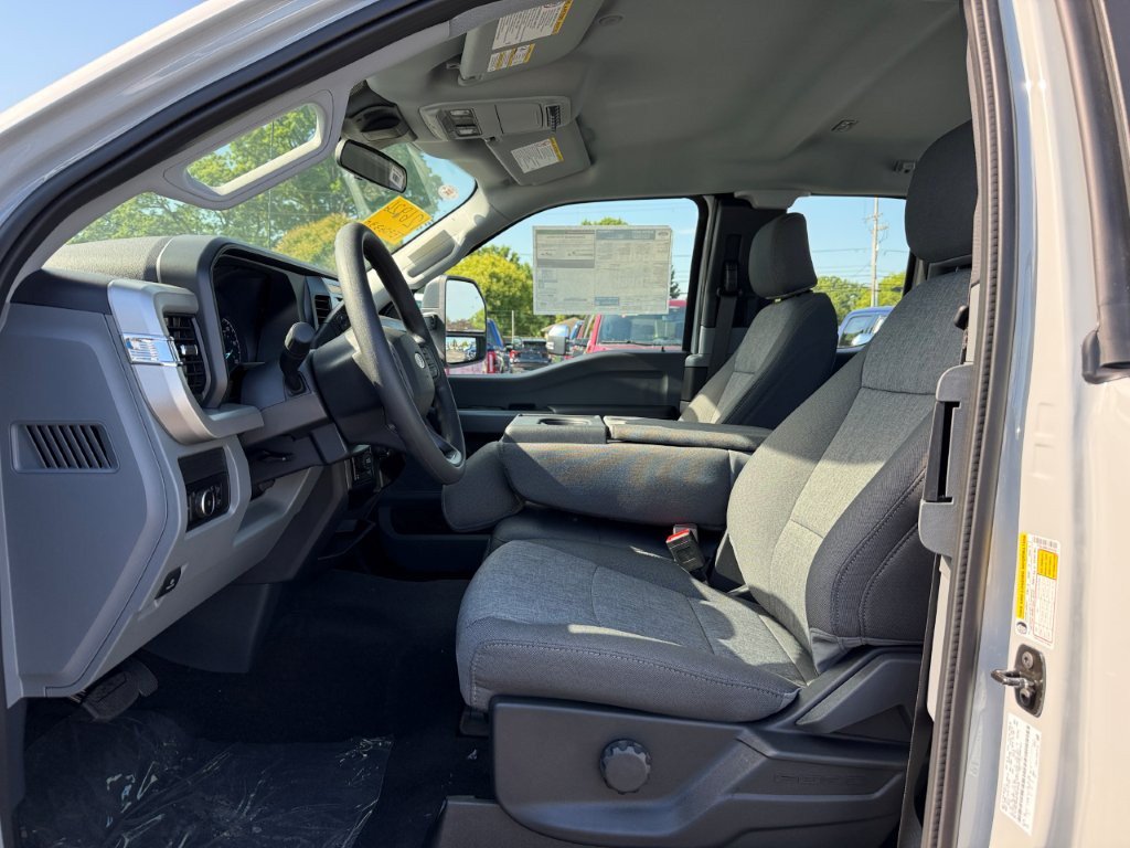 New 2026 Ford F350 XL w/ STX Appearance Package AWD/4WD image 12