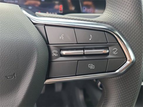 New 2026 Chevrolet Equinox EV LT image 29