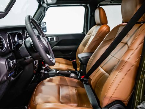 Used 2023 Jeep Wrangler Sahara w/ Safety Group image 17