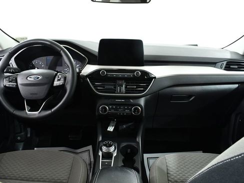 Used 2022 Ford Escape SE w/ SE Sport Appearance Package image 7