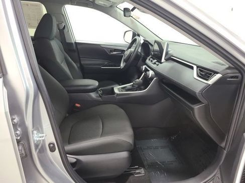 Certified 2023 Toyota RAV4 XLE AWD/4WD image 9