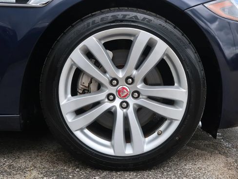Used 2016 Jaguar XJ R-Sport RWD image 56