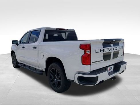 Used 2022 Chevrolet Silverado 1500 RST w/ Rally Edition image 3