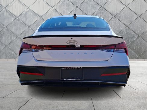 Certified 2025 Hyundai Elantra Sport image 6