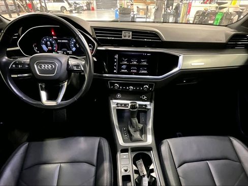 Used 2021 Audi Q3 2.0T Premium w/ Convenience Package image 16