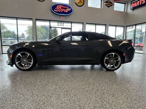 Used 2017 Chevrolet Camaro SS w/ 50th Anniversary Edition RWD image 4