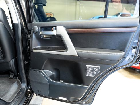 Used 2019 Toyota Land Cruiser image 83
