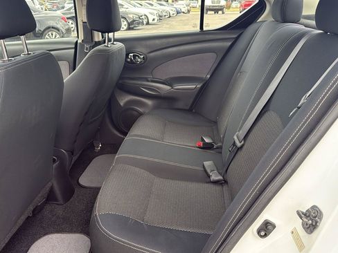 Used 2016 Nissan Versa SV FWD image 13