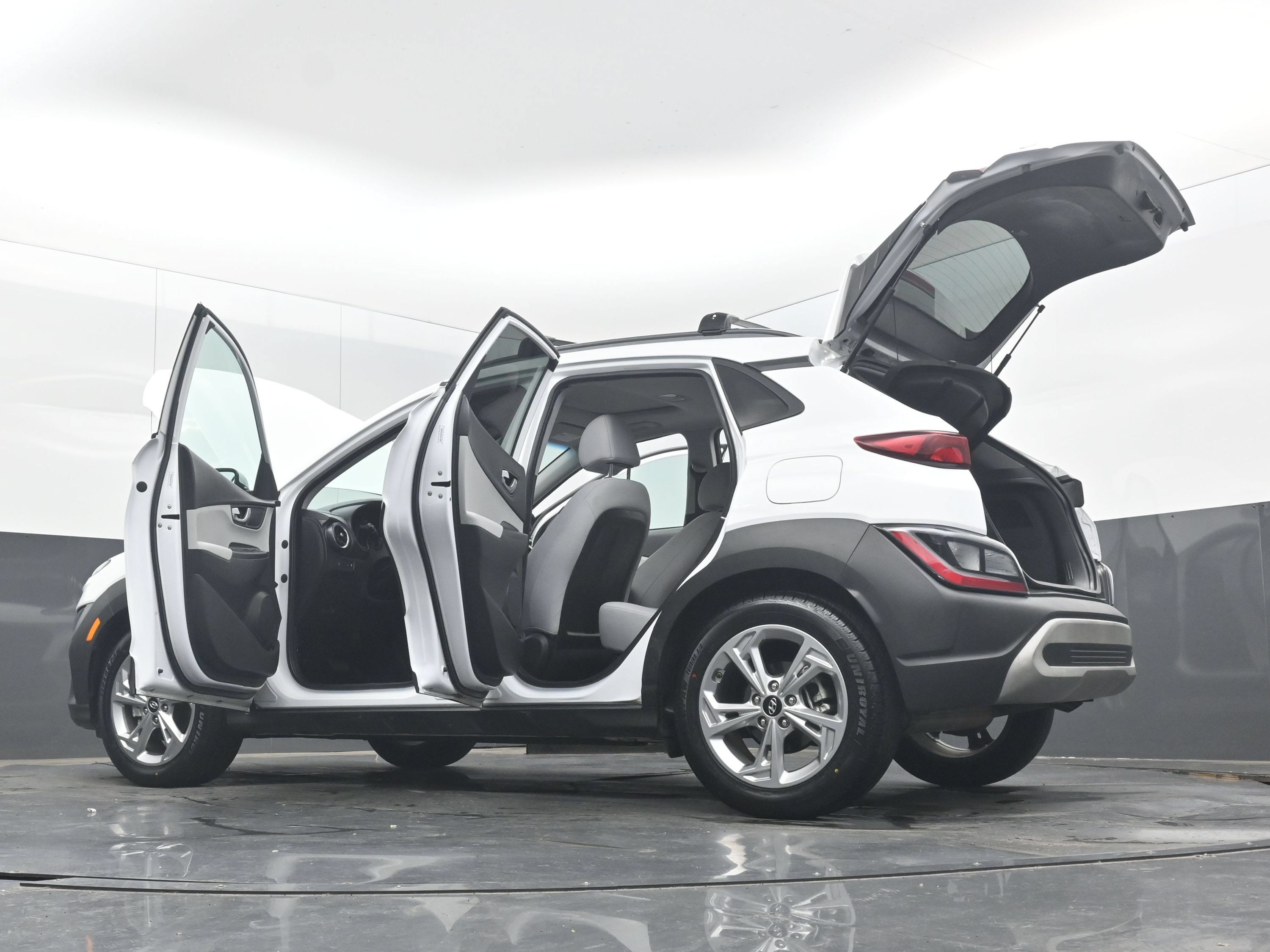 Used 2022 Hyundai Kona SEL w/ Convenience Package FWD image 43