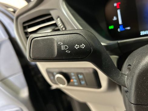 Used 2023 Ford Escape Active AWD/4WD image 22
