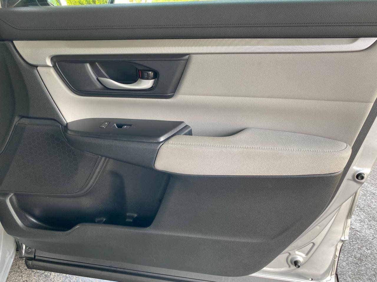 Used 2018 Honda CR-V LX image 49