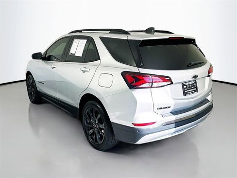 Used 2022 Chevrolet Equinox RS image 5