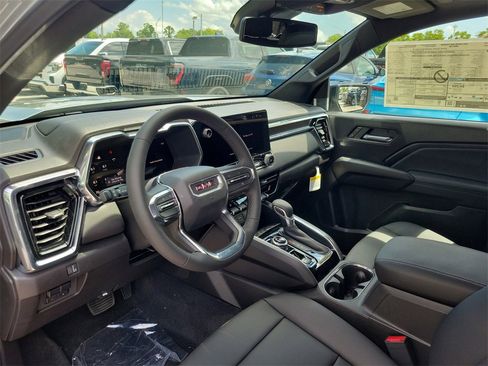 New 2025 GMC Canyon Elevation w/ Convenience Package image 9