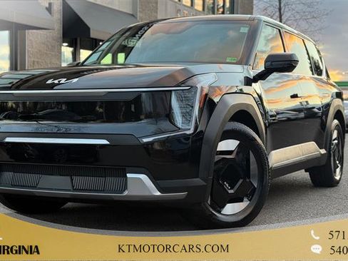 Used 2024 Kia EV9 Light Long Range image 1