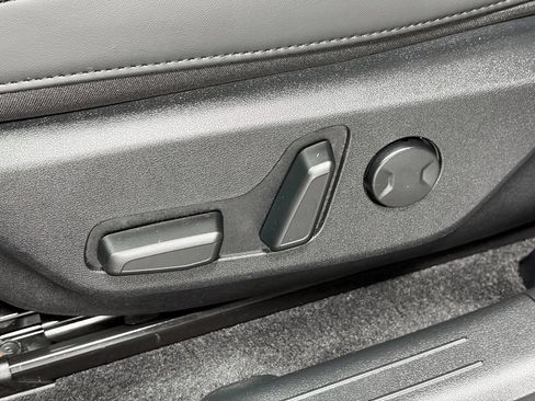 Used 2022 Kia EV6 Wind w/ Wind Technology Package image 7